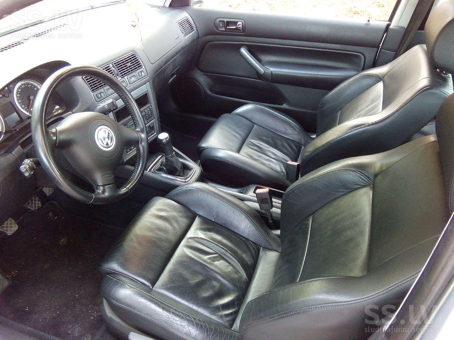 volkswagen-golf-4-4475552.800.jpg