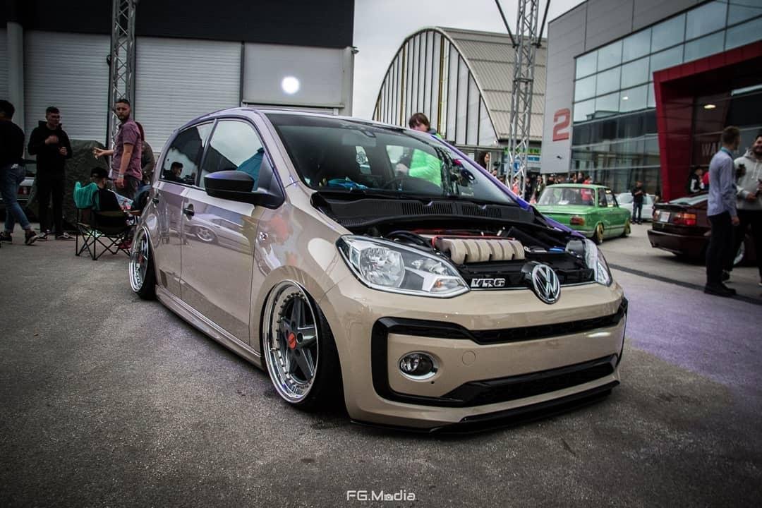volkswagen-up-vr6-motor-2.jpg
