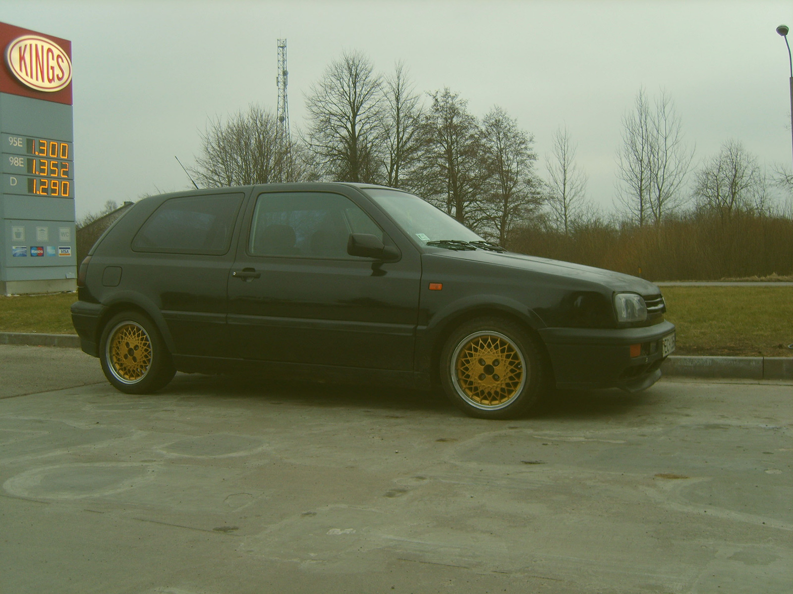 S8002110.JPG